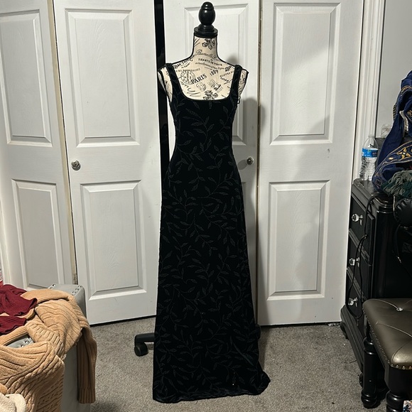 Alexia Admor Dresses & Skirts - Women's Long Black Embelished Alexia Admor Formal Dress